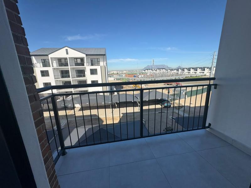To Let 1 Bedroom Property for Rent in Sandown Western Cape